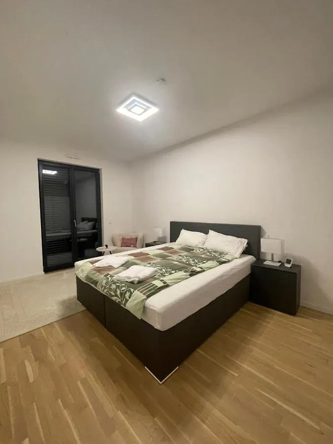 3-Zimmer Wohnung Im Zentrum Dues Dusseldorf